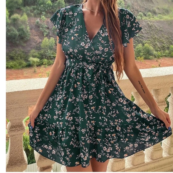 Boho Navy Blue Floral Lace Butterfly Sleeve Belted Mini Dress - Picture 10 of 13